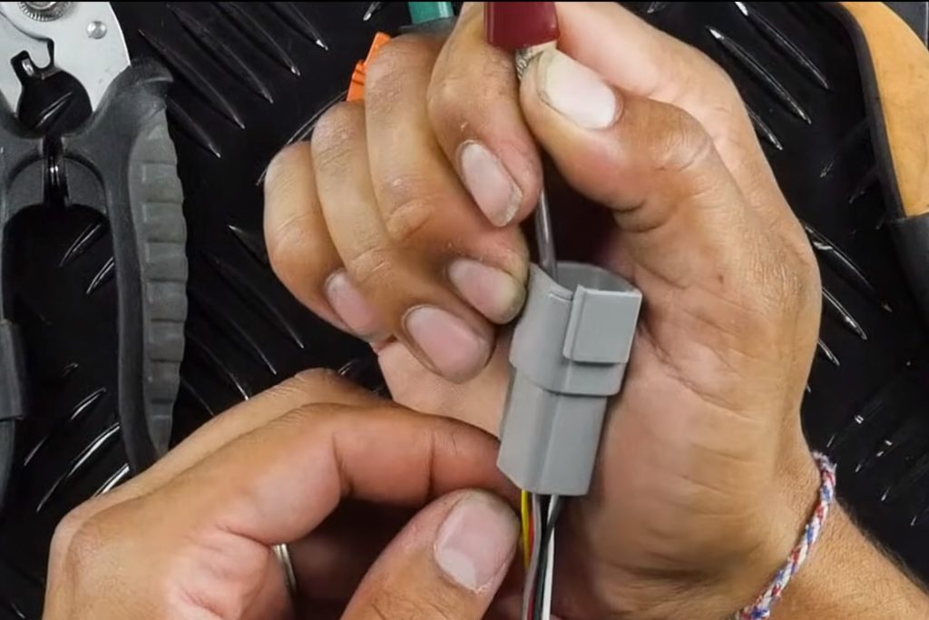 How to Depin a Connector Without Tool