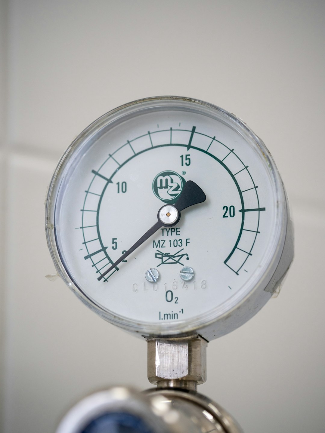 A Tool to Measure Air Pressure: Essential Guide