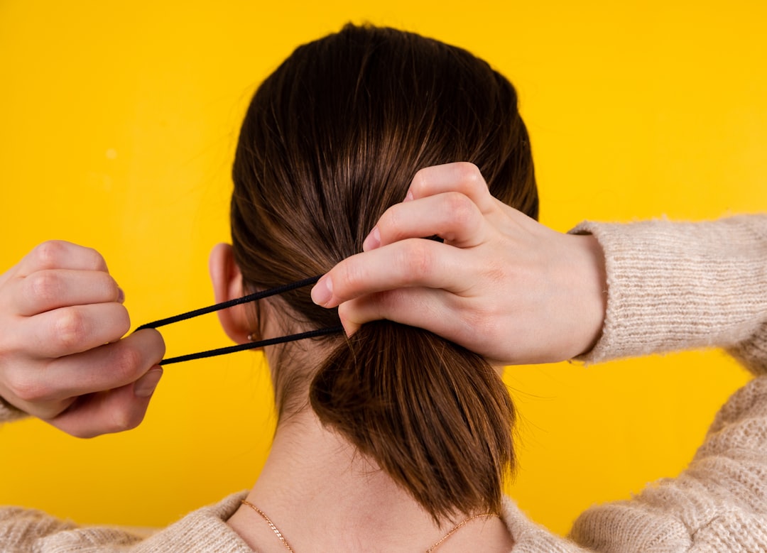 How to Use Topsy Turvy Hair Tool: Effortless Styling Tips