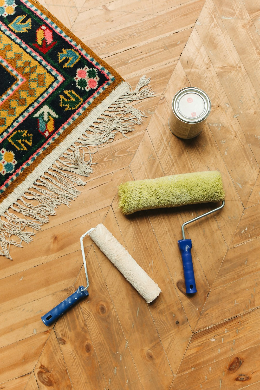 What Tools Do I Need to Remove Carpet: Essential Gear Guide